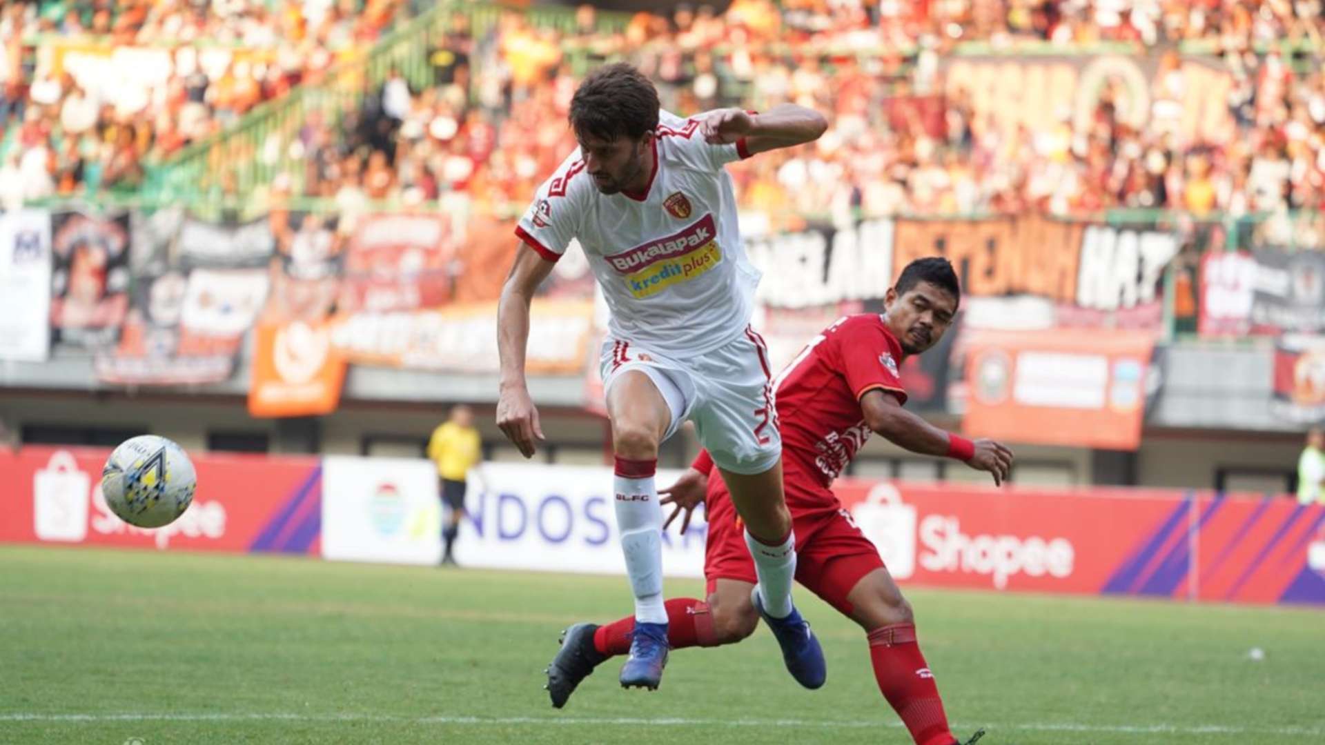 Anthony Golec - Badak Lampung FC & Bambang Pamungkas - Persija Jakarta