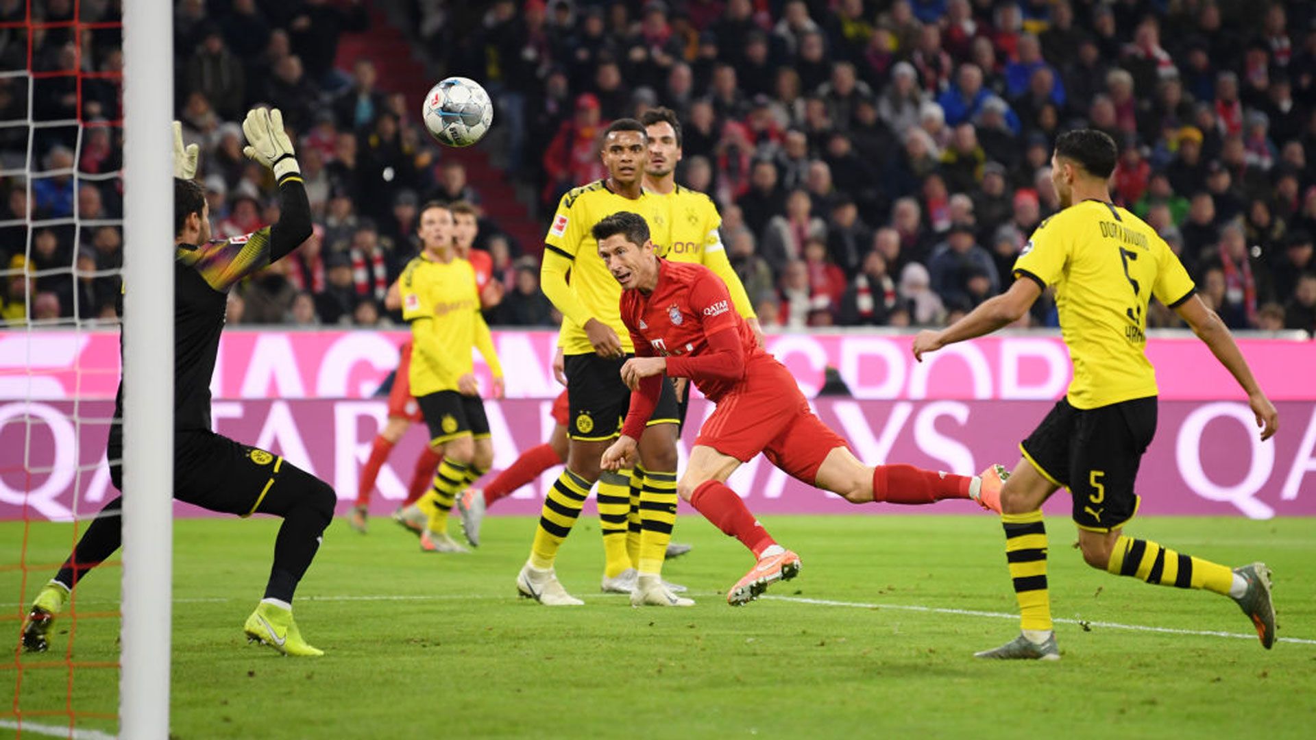 ​Robert Lewandowski FC Bayern München Borussia Dortmund Bundesliga 09112019