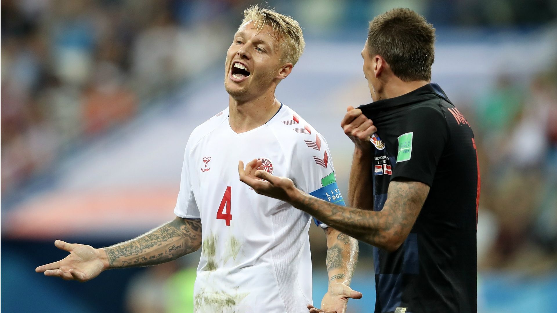 Mandzukic Simon Kjaer Denmark Croatia 01072018