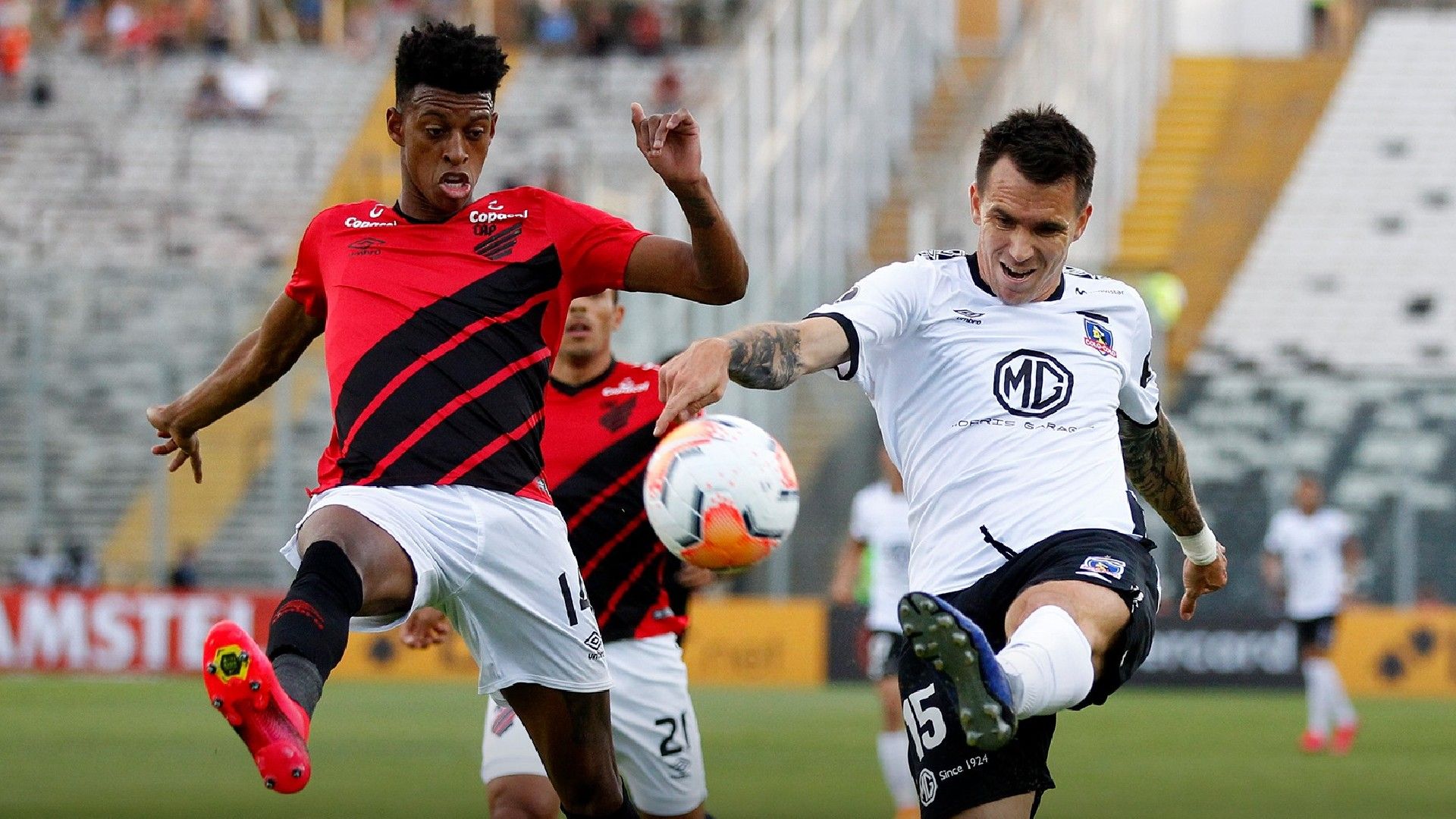 110320 Colo Colo Athletico Paranaense Robson Bambu Pablo Mouche