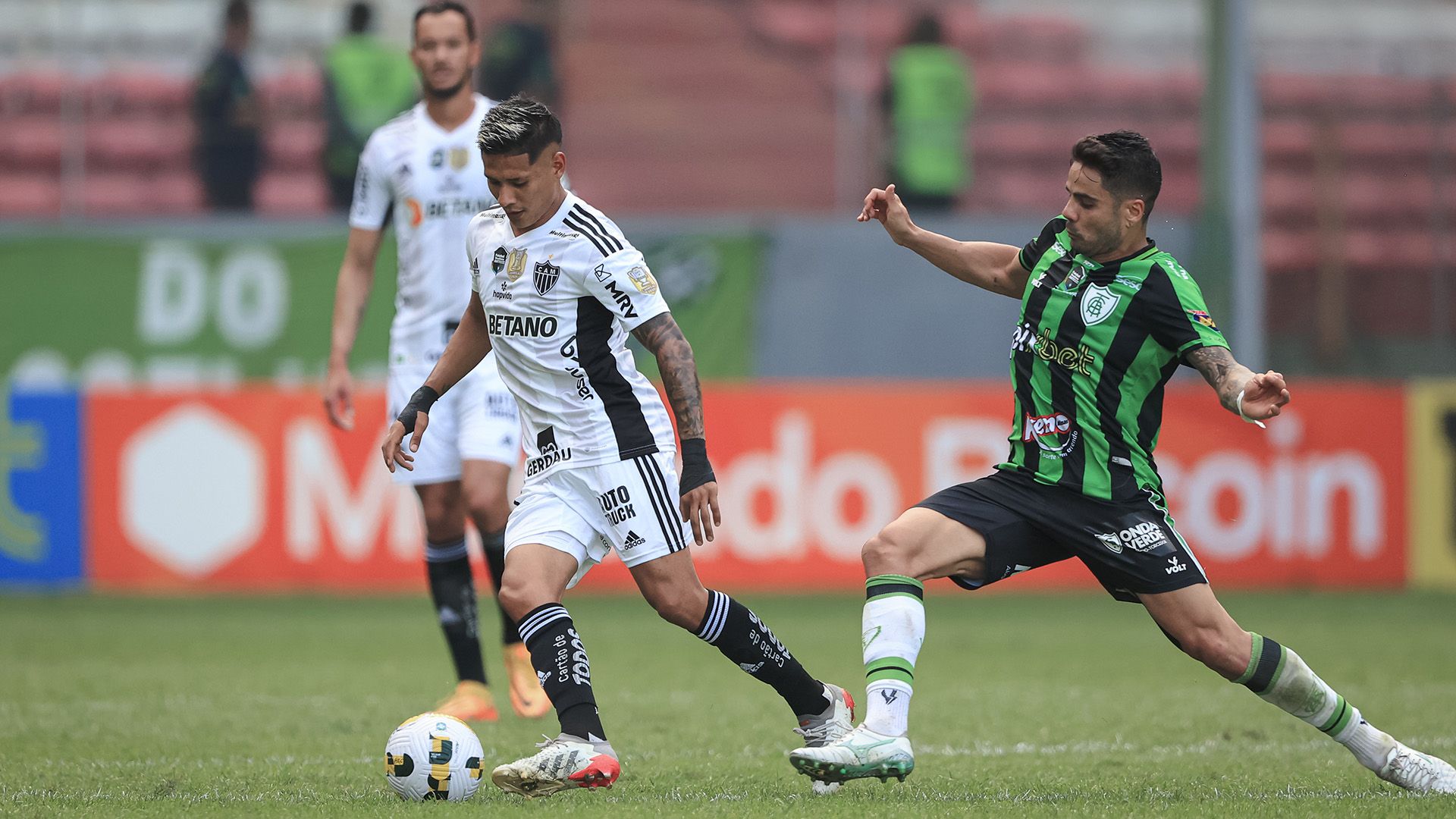 Zaracho e Henrique Almeida, América-MG x Atlético-MG