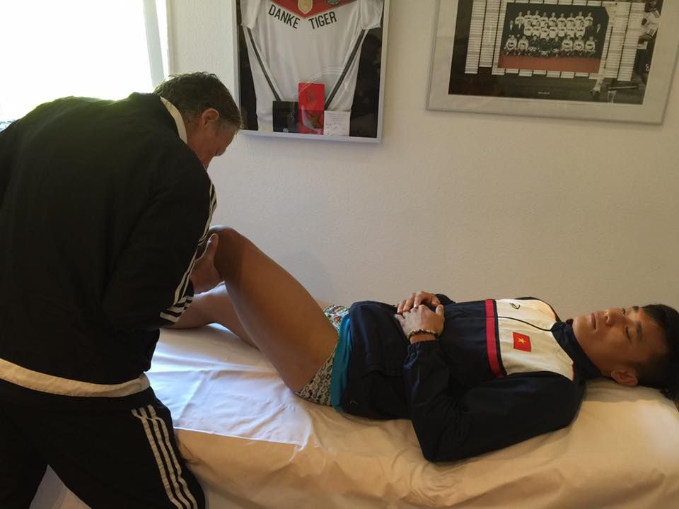 U20 Việt Nam kiểm tra y tế tại Đức | Bernd Restle