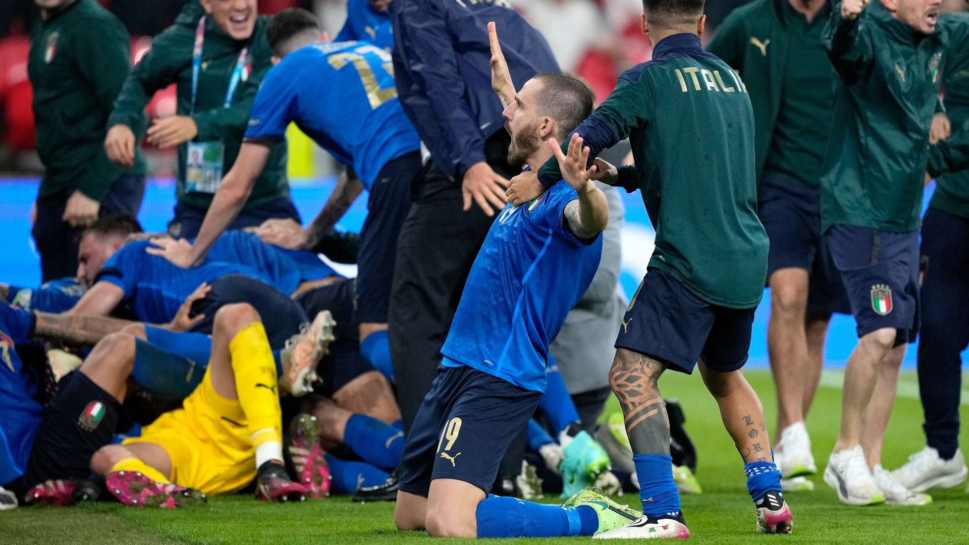 Bonucci Italy England Euro