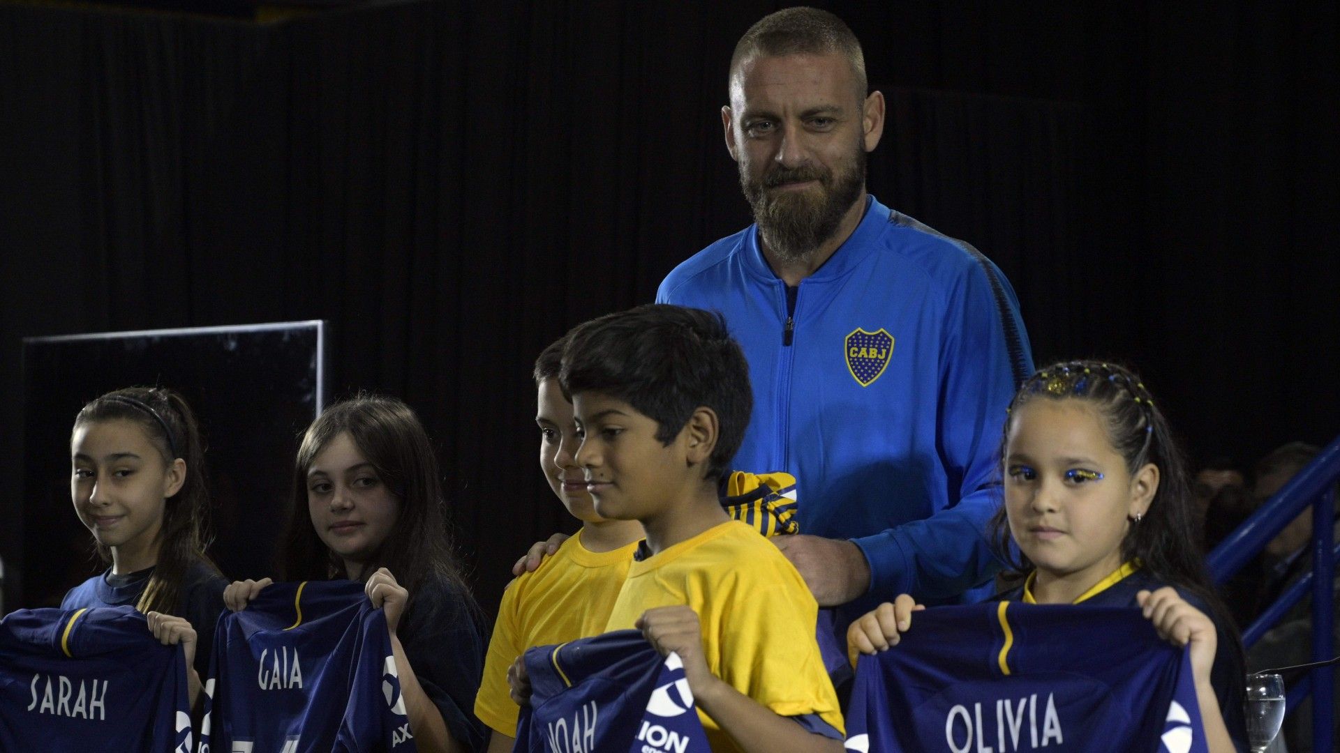 De Rossi Presentacion