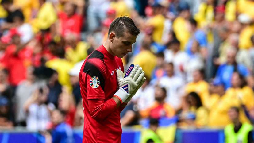 Ukraine goalkeeper apologises for errors which led to defeat by Romania at Euro 2024