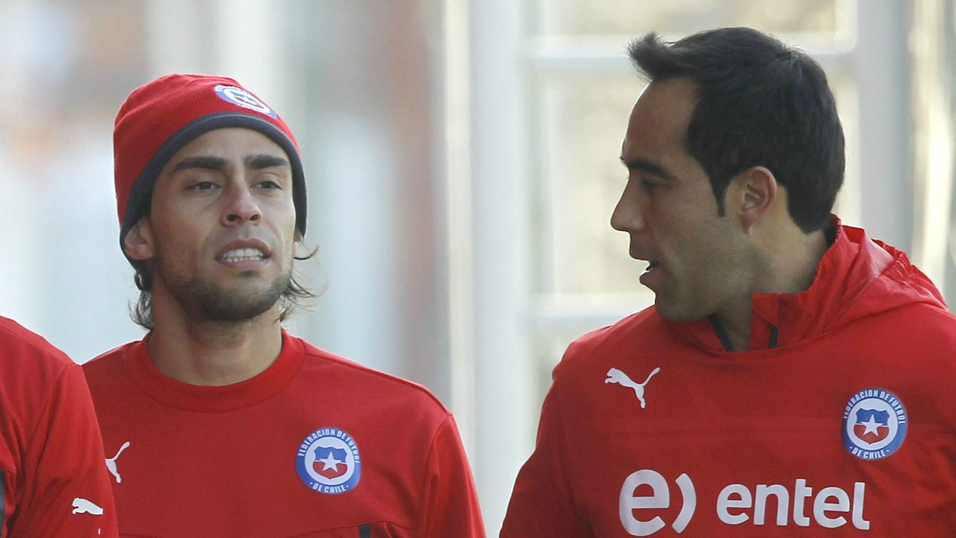 Jorge Valdivia - Claudio Bravo