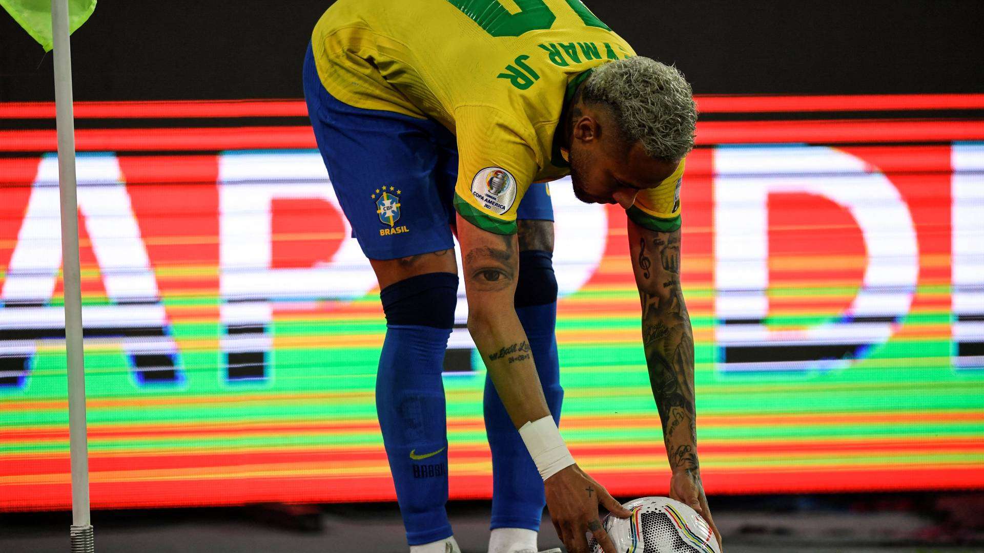 Brasilien Neymar Eckstoß Ecke