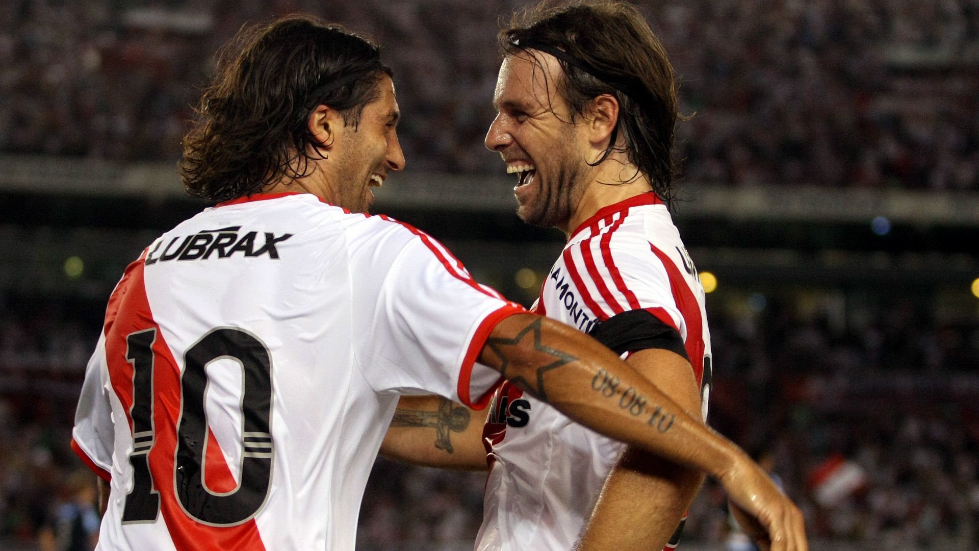 Alejandro Dominguez Fernando Cavenaghi River Plate