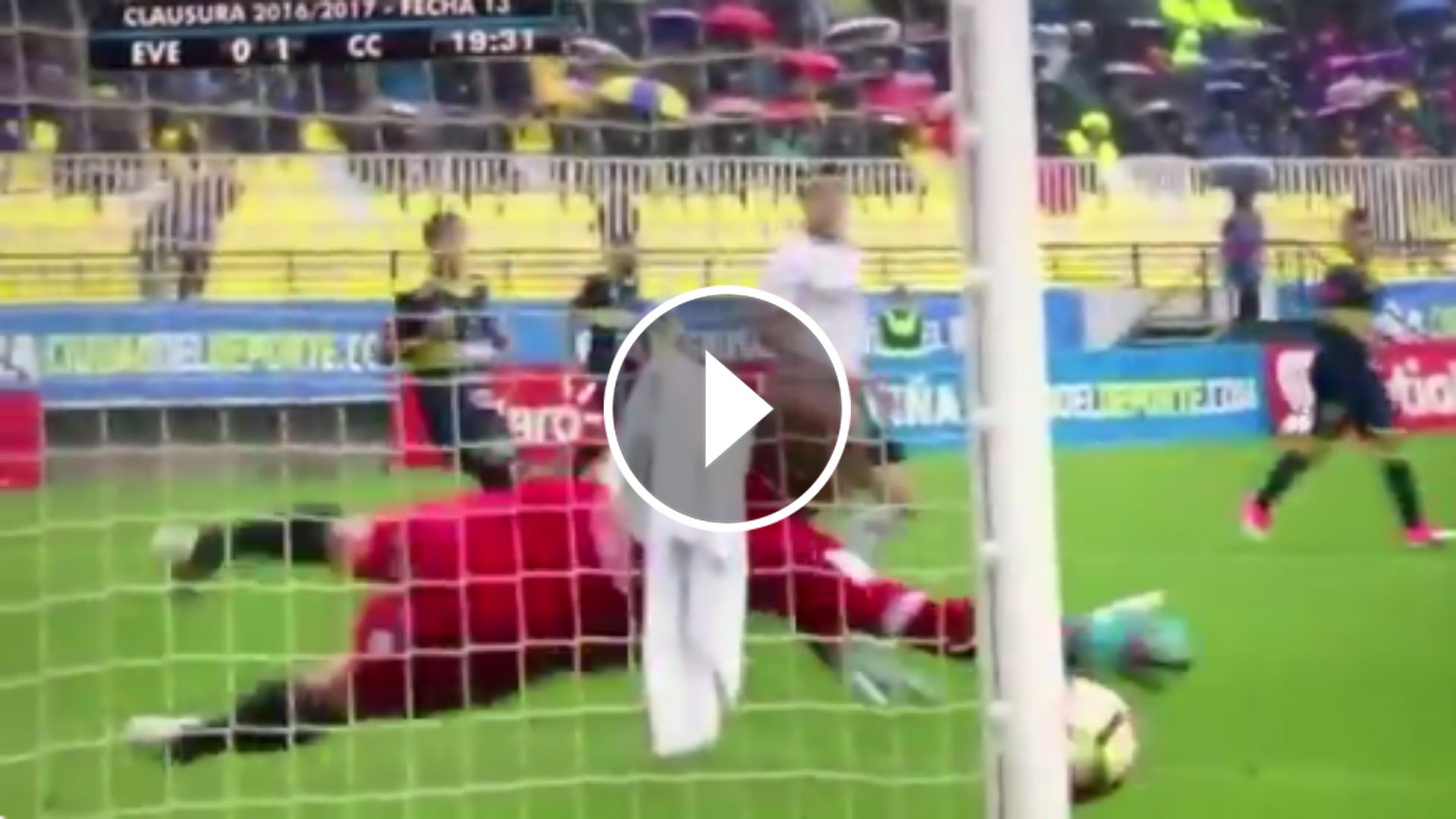 play gol de Paredes en Everton Colo Colo