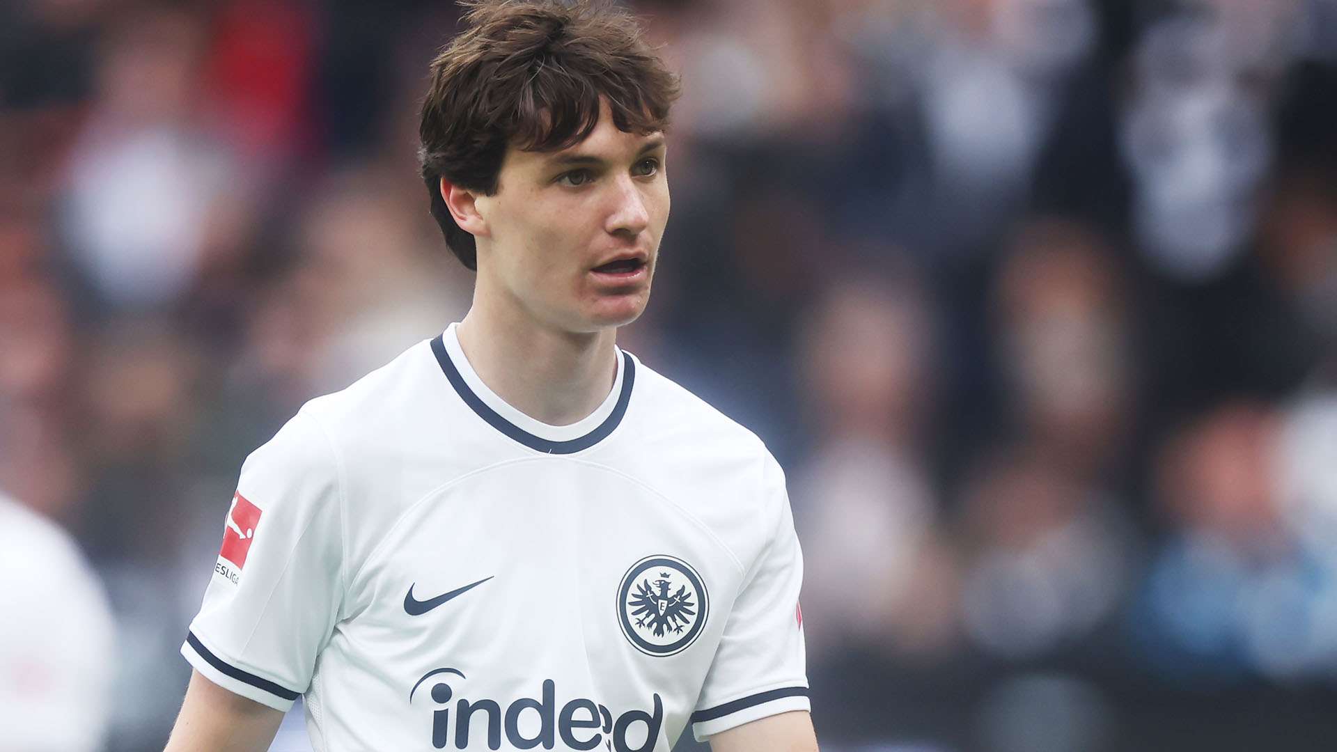 Paxten Aaronson Frankfurt react 2022-23