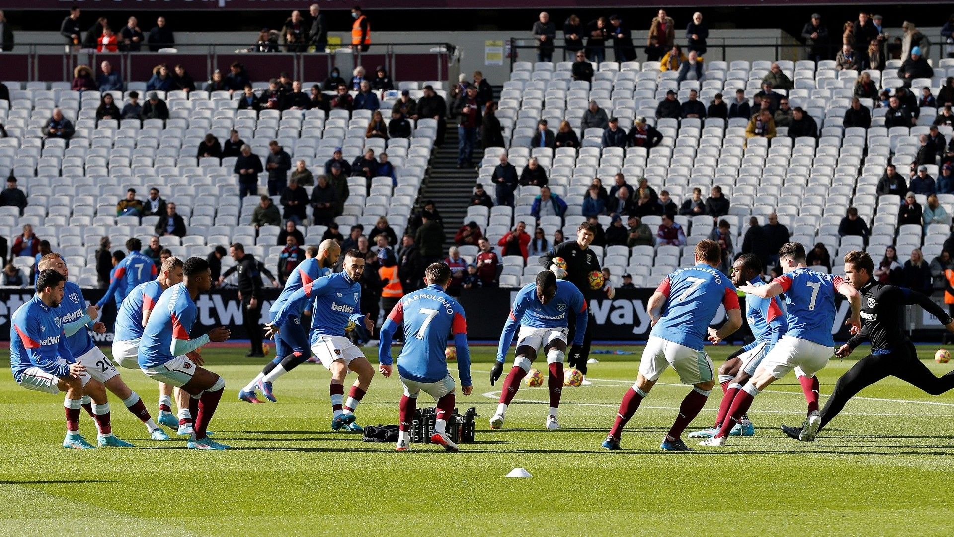 West Ham warm-up Andriy Yarmolenko shirts vs Wolves 2021-22