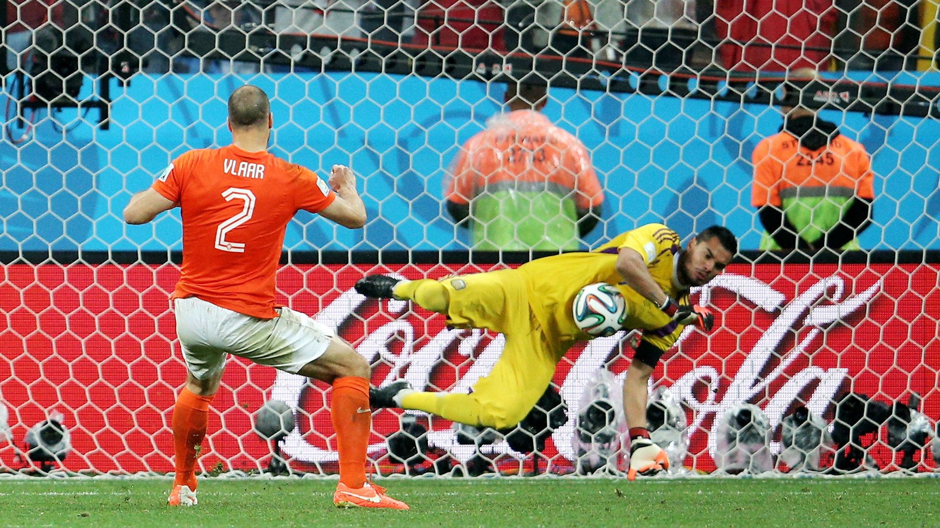 Ron Vlaar Sergio Romero Argentina Netherlands FIFA World Cup 2014