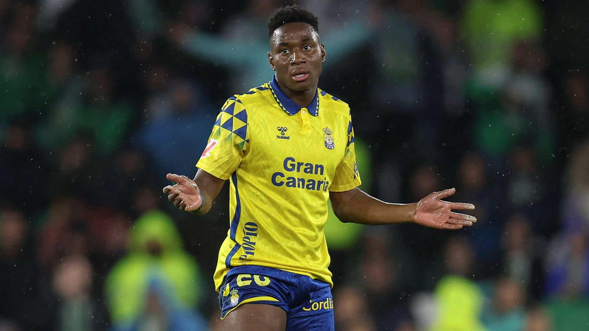 Dario Essugo Las Palmas 2025