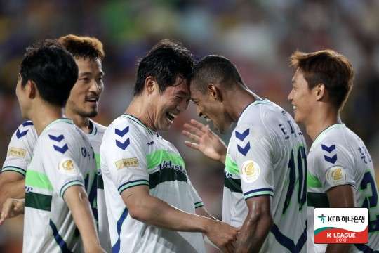 Jeonbuk Lopes 전북 로페스