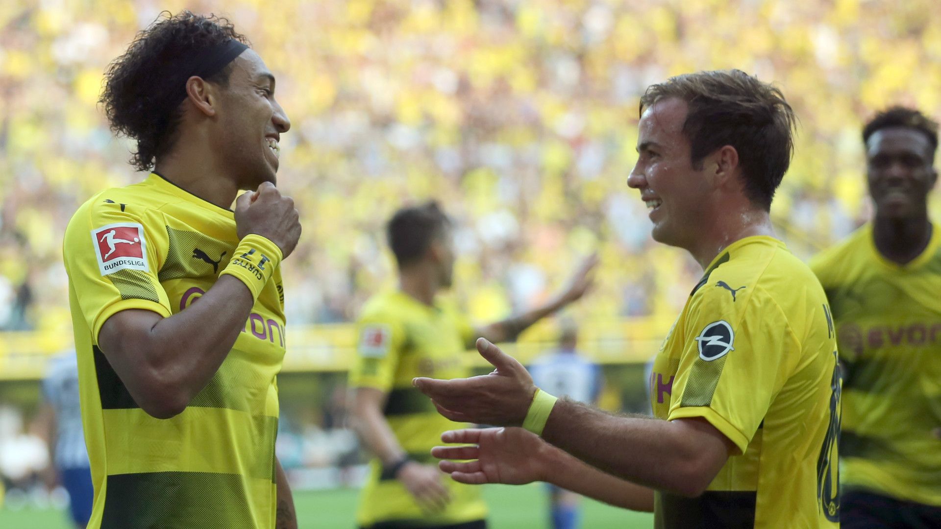 PIERRE EMERICK AUBAMEYANG MARIO GÖTZE BORUSSIA DORTMUND GERMAN BUNDESLIGA 26082017