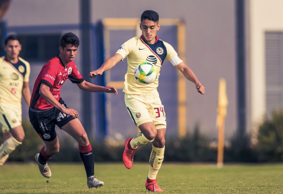 Santiago Naveda América Sub 17