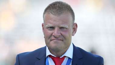 Josep Gombau Adelaide United A-League 2014-15