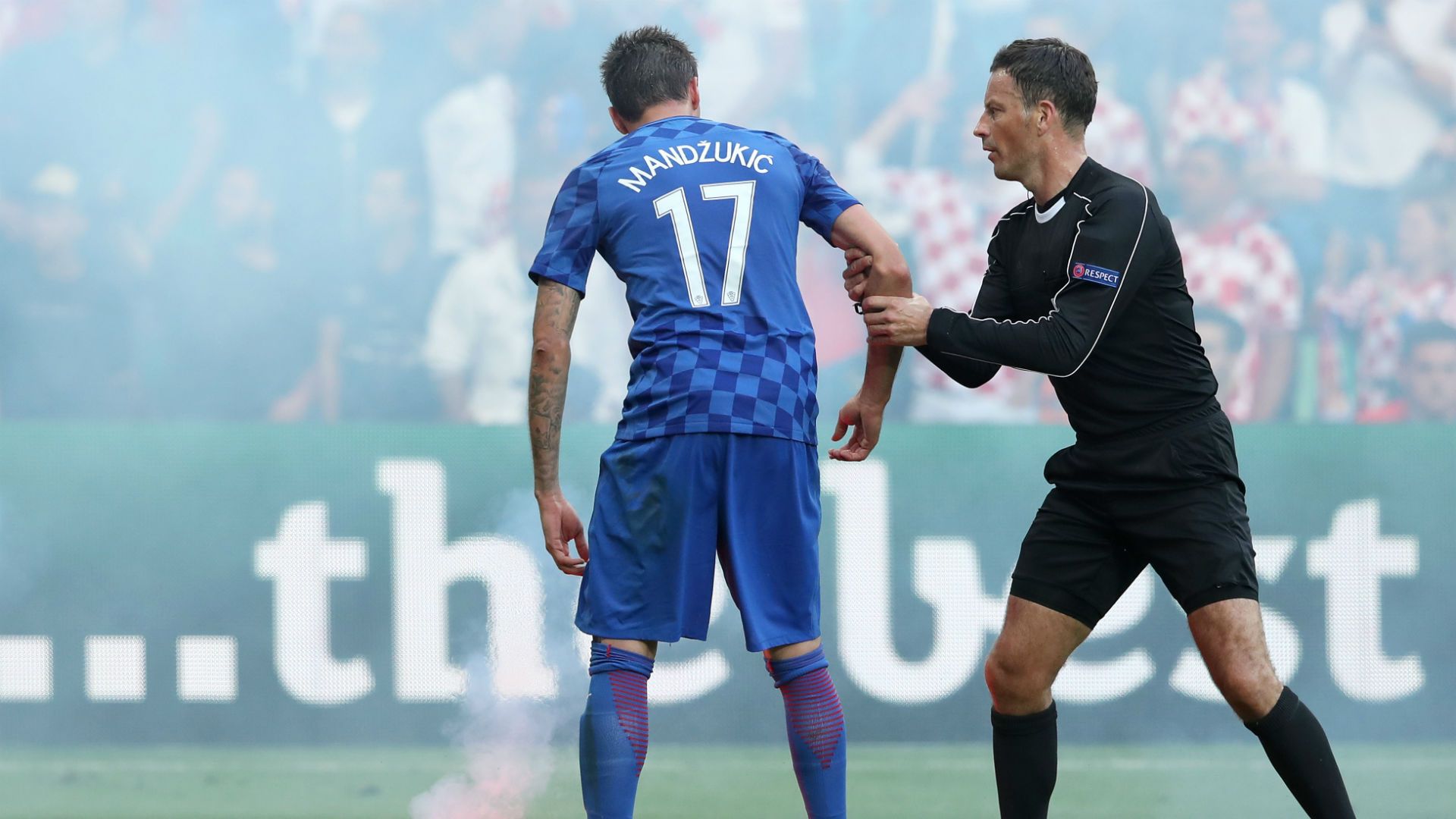 croatia czech - fans riot - euro 2016 - 17062016