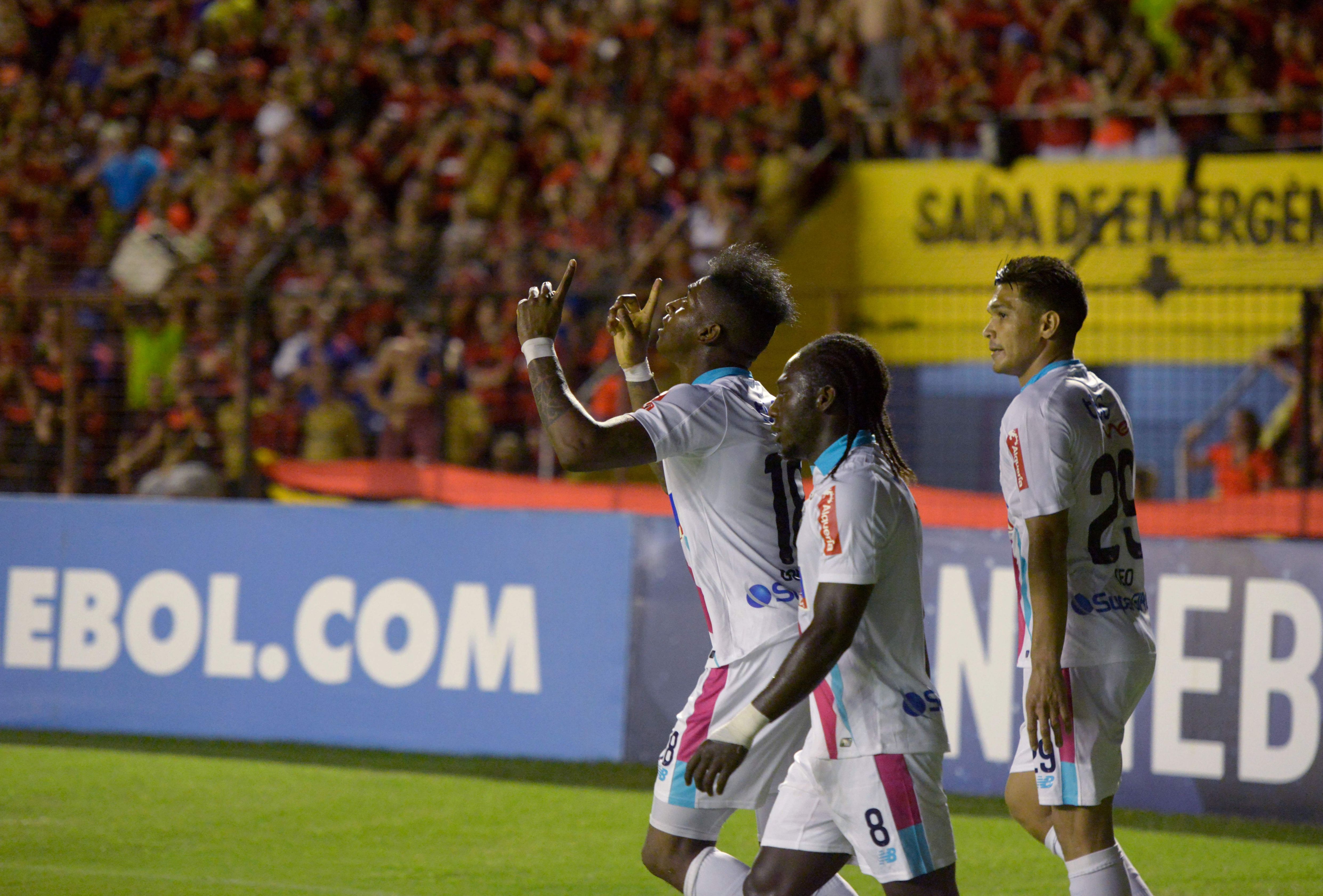 Junior de Barranquilla gol a Sport Recife Copa Sudamericana 2017