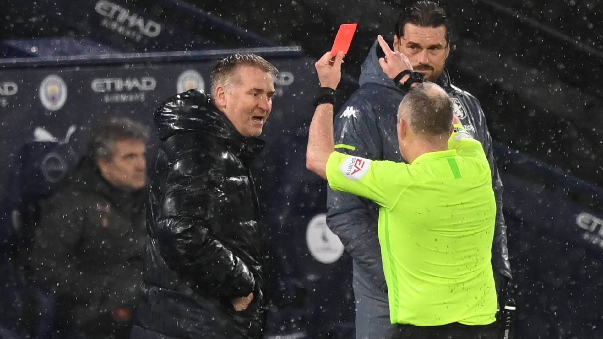 Dean Smith Rote Karte Aston Villa