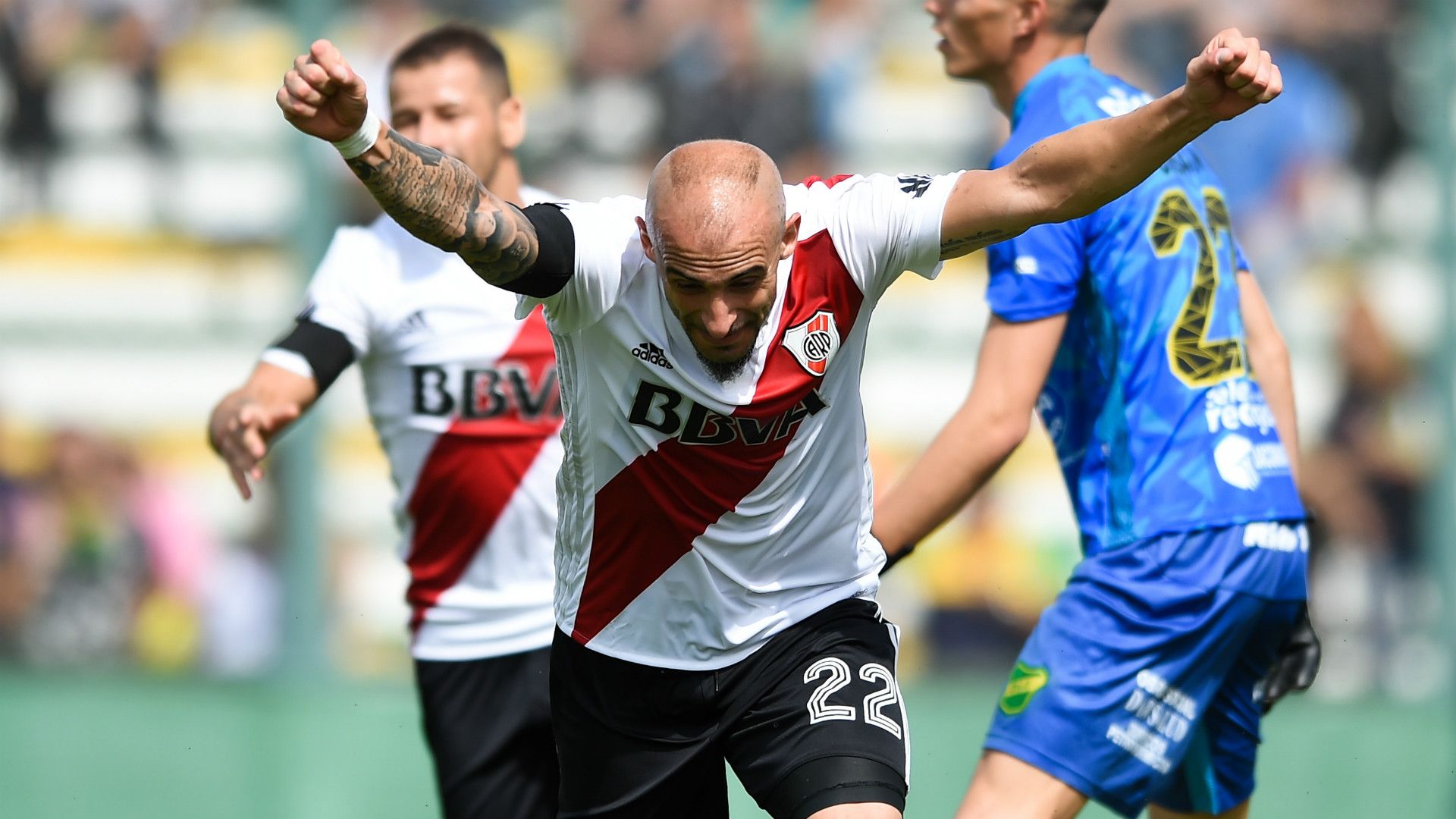 Javier Pinola Defensa y Justicia River Superliga Argentina 01042018