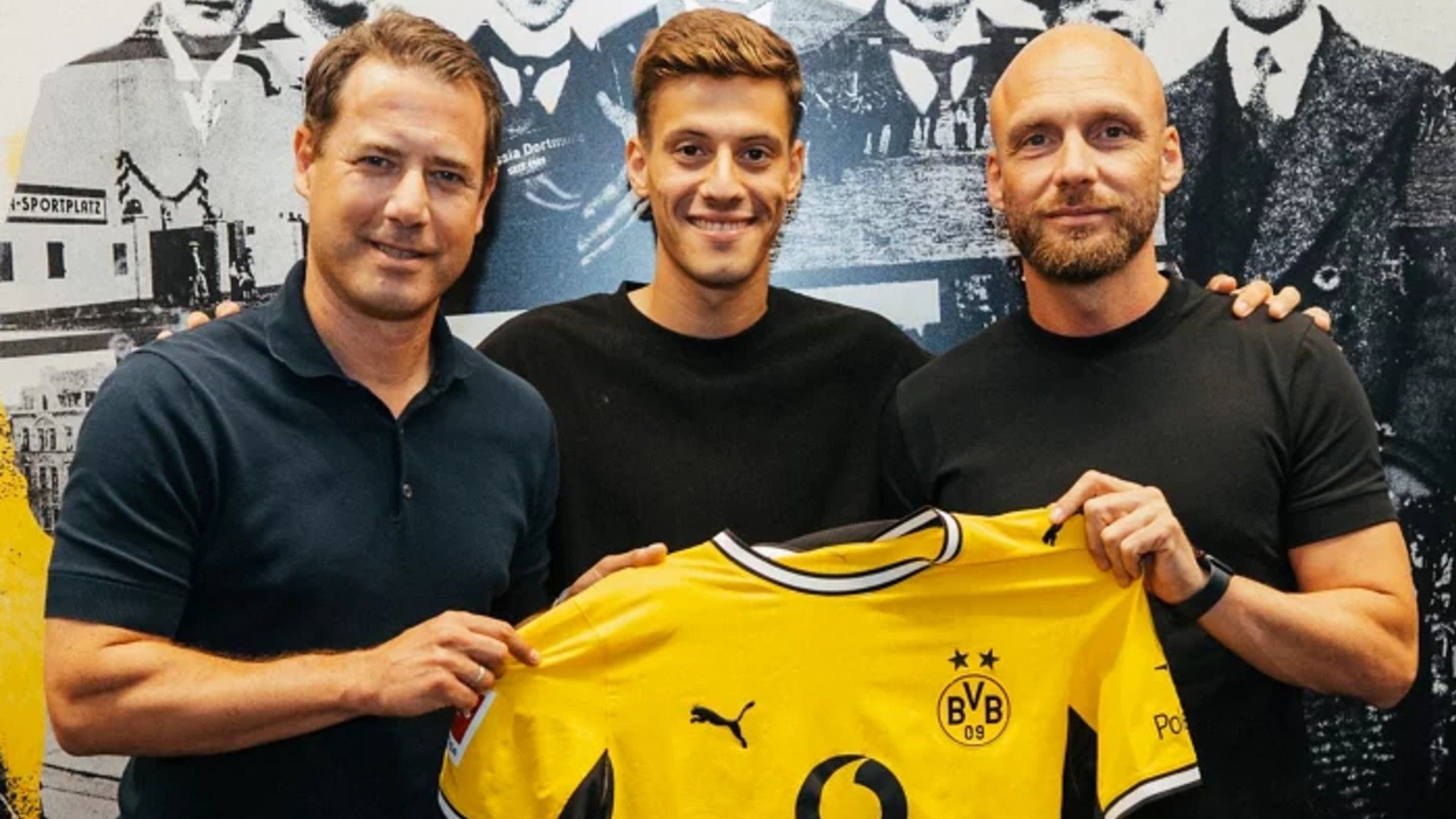 GIANNIS KONSTANTELIAS BORUSSIA DORTMUND 