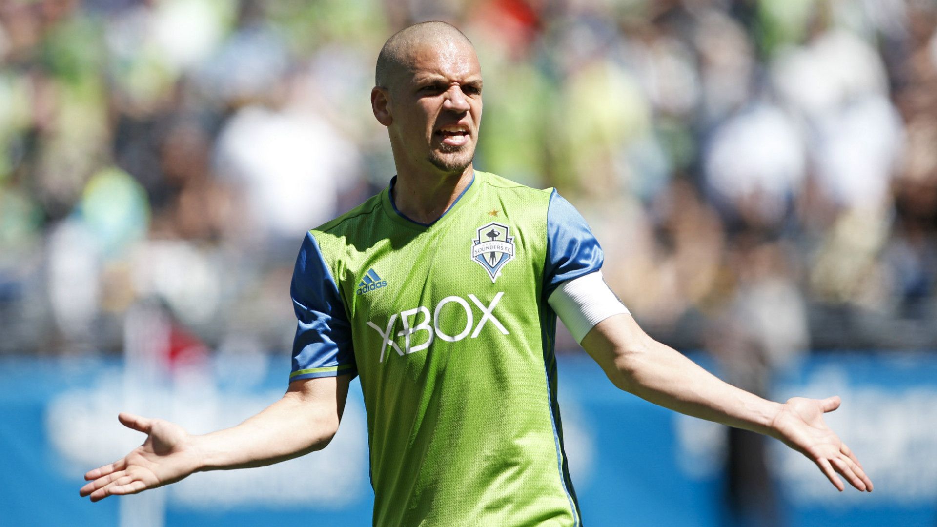 Osvaldo Alonso Seattle Sounders