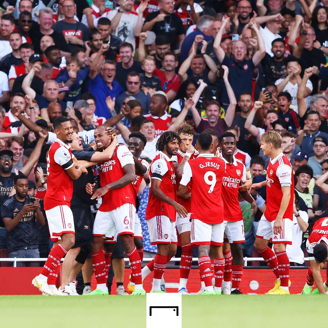Arsenal celebrating