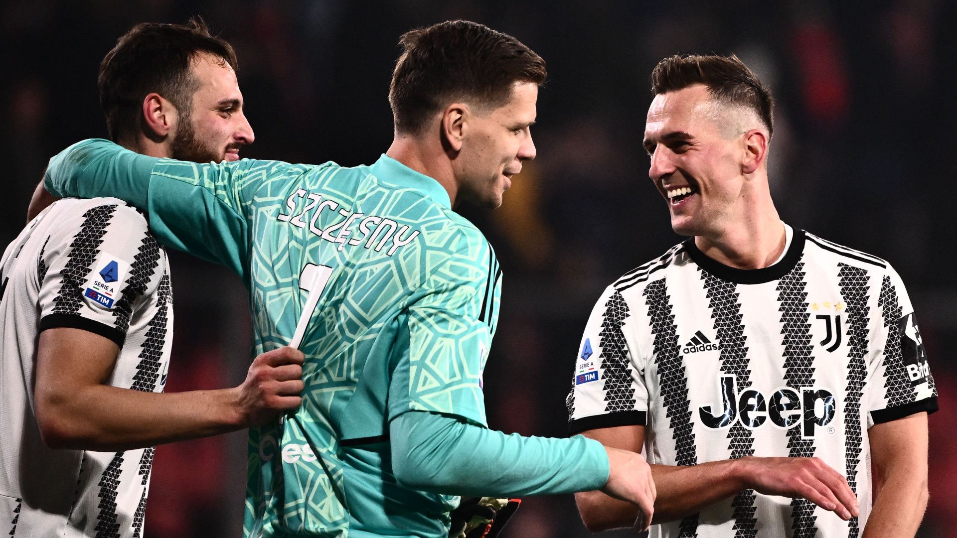 Milik Cremonese Juventus