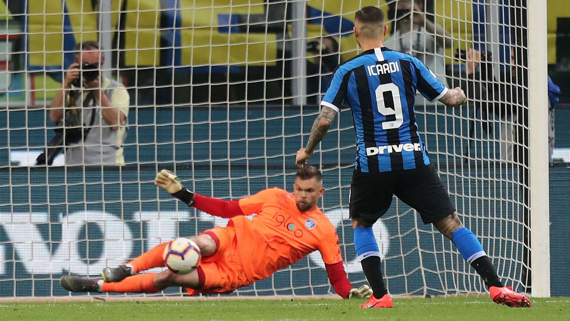 260519 Bartlomiej Dragowski Mauro Icardi Inter Empoli