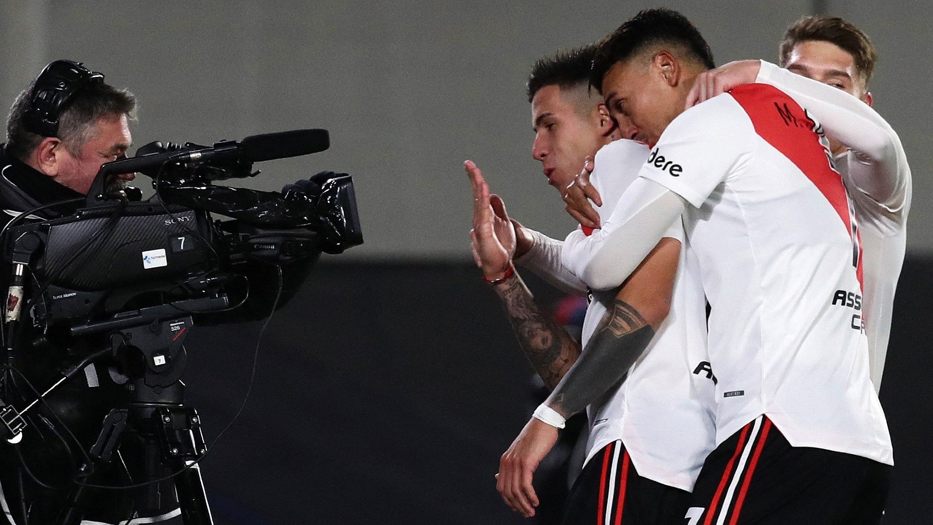 Enzo Fernandez Matias Suarez River Velez Liga Profesional 14082021