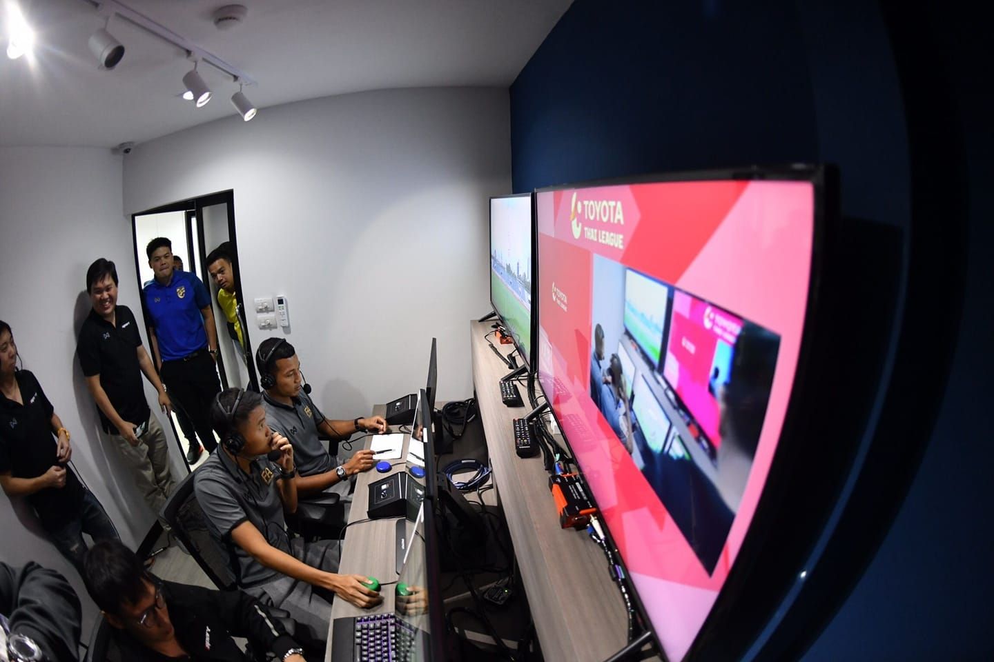 FIFA ลงทดสอบระบบ VAR