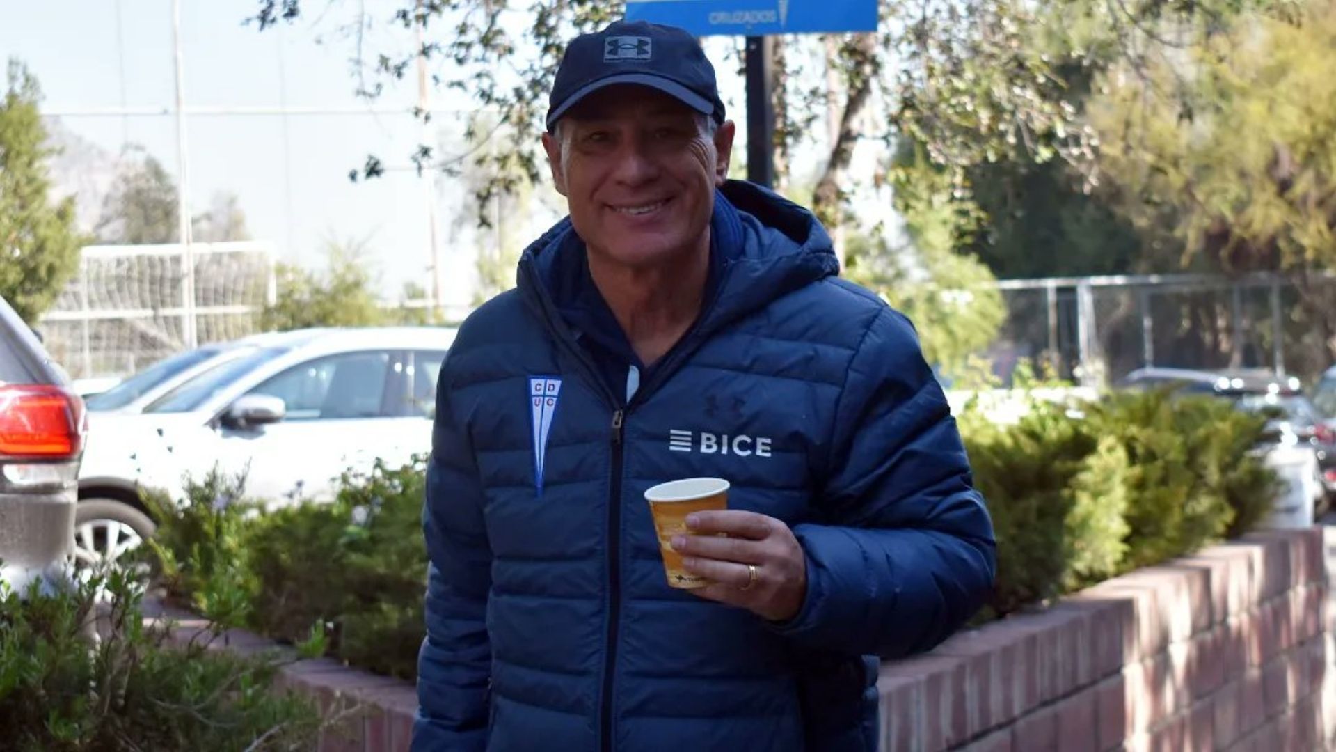 090922 Universidad Católica Ariel Holan