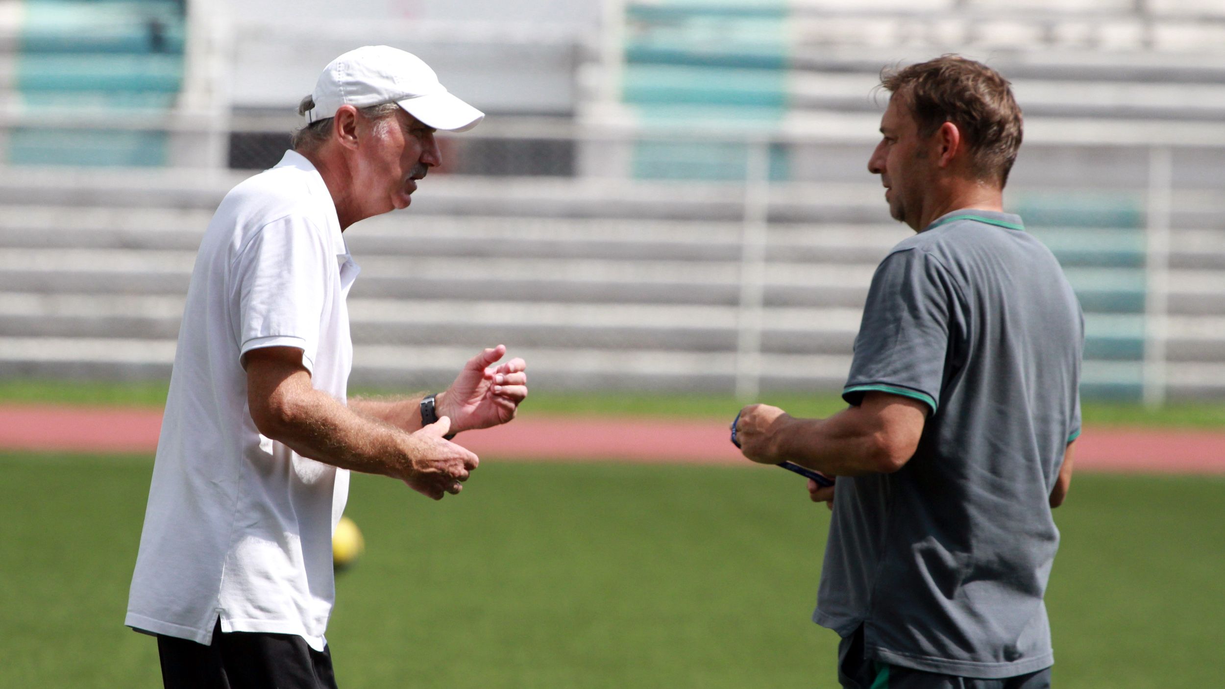 Wolfgang Pikal & Alfred Riedl - Indonesia