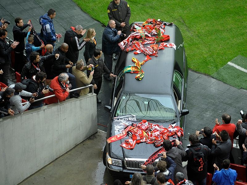 Car with the coffin of Benfica football legend Eusebio da Silva Ferreira at Luz stadium