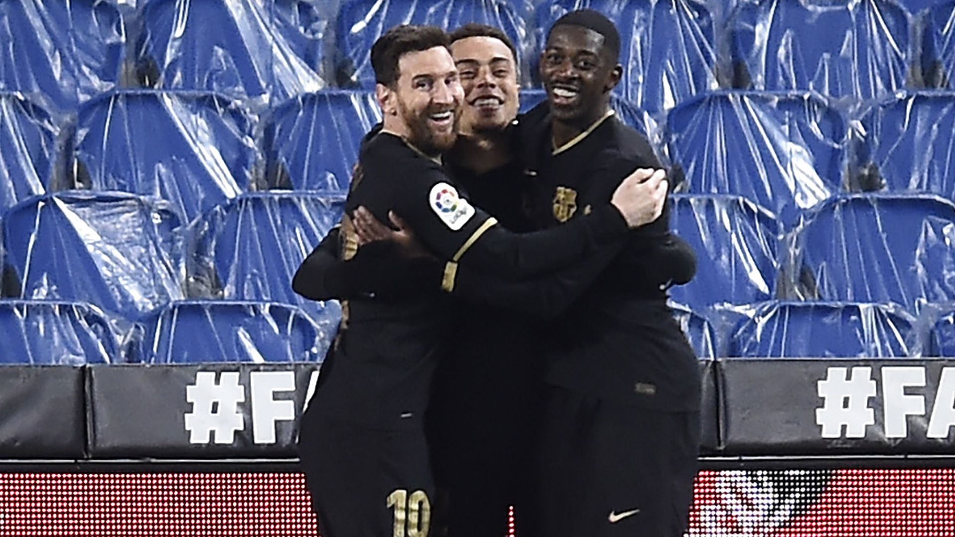 Messi, Dest y Dembélé, Barcelona