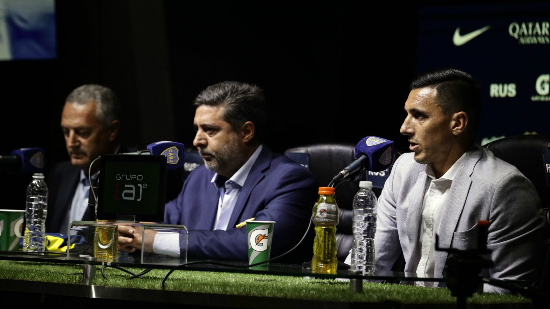 Nicolas Burdisso Gustavo Alfaro Daniel Angelici Boca 02012019