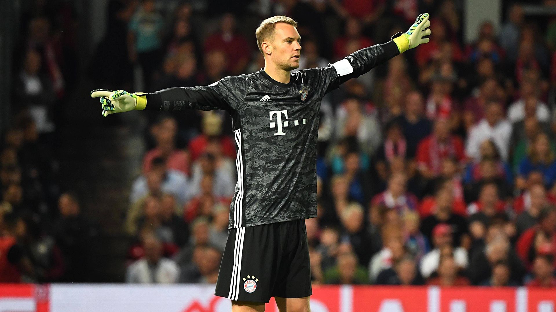 ***GER ONLY*** Manuel Neuer FC Bayern Energie Cottbus