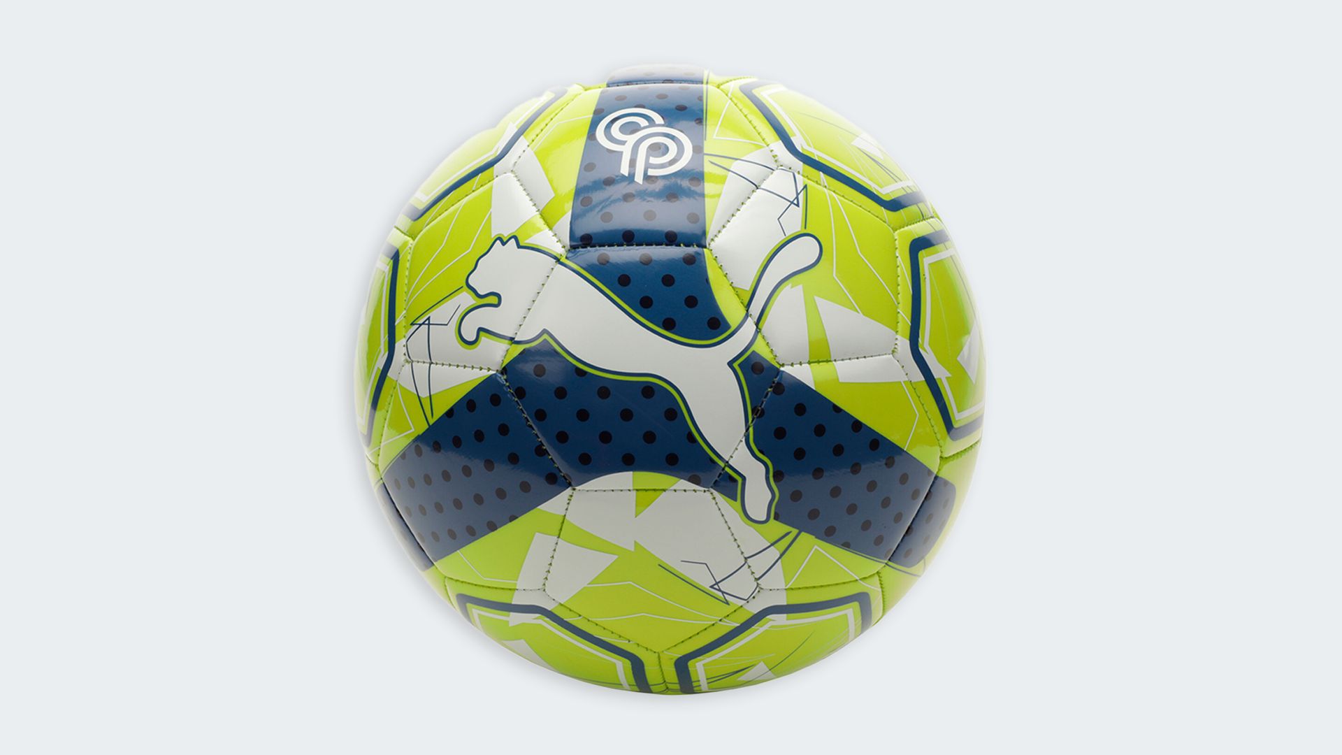 Christian Pulisic x PUMA Graphic ball 