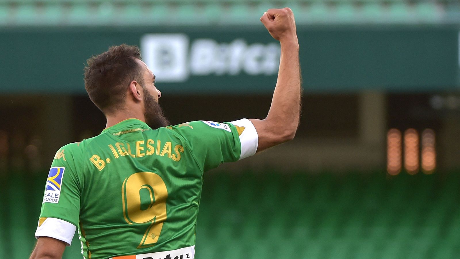 Borja Iglesias, Betis vs. Huesca