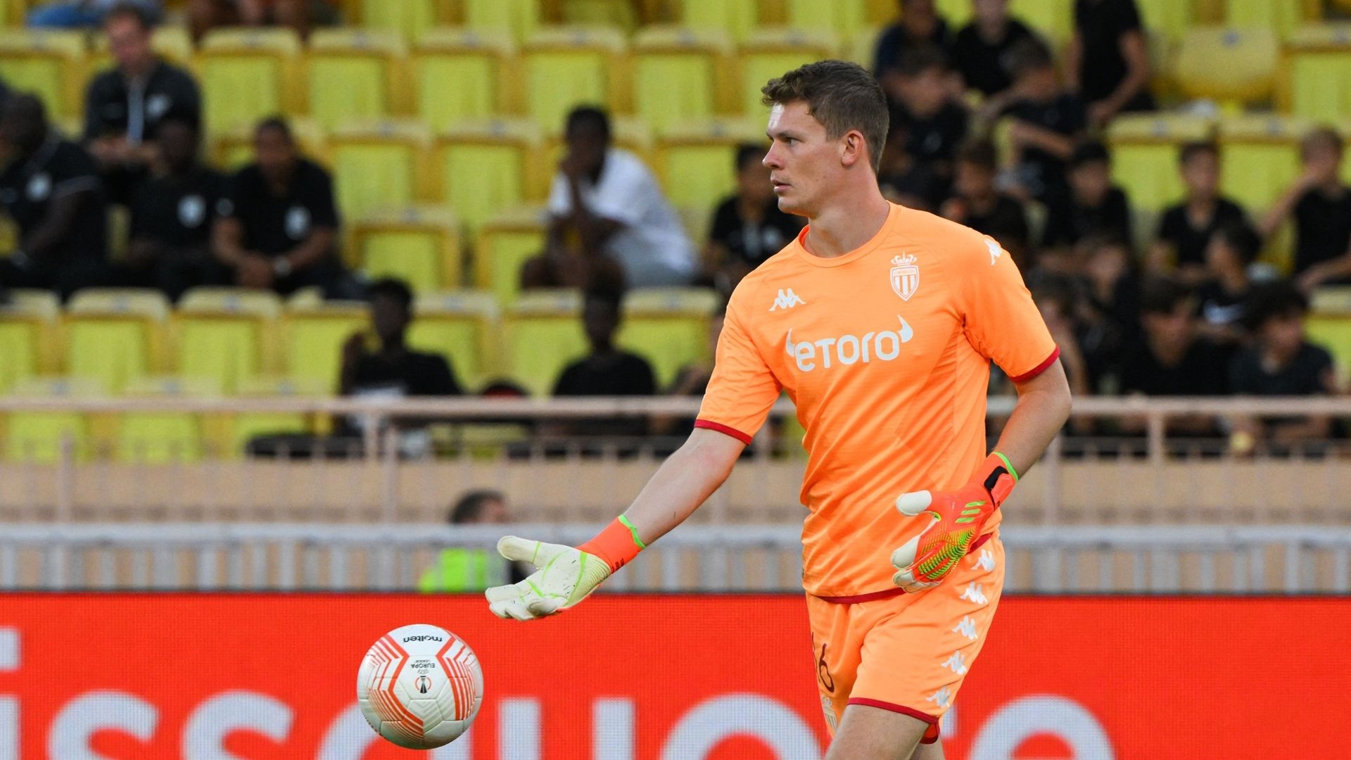 20220915_Alexander Nubel_Monaco