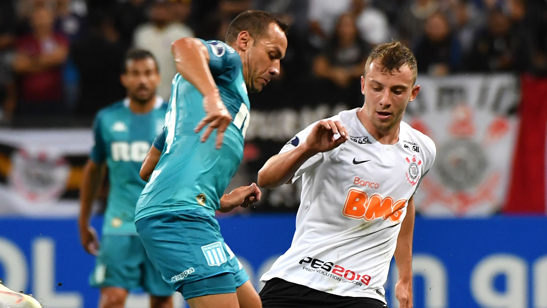 Marcelo Diaz Carlos Augusto Corinthians Racing Copa Sudamericana 14022019
