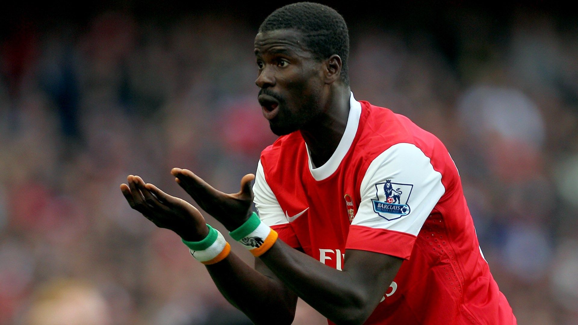 Emmanuel Eboue Arsenal 2010