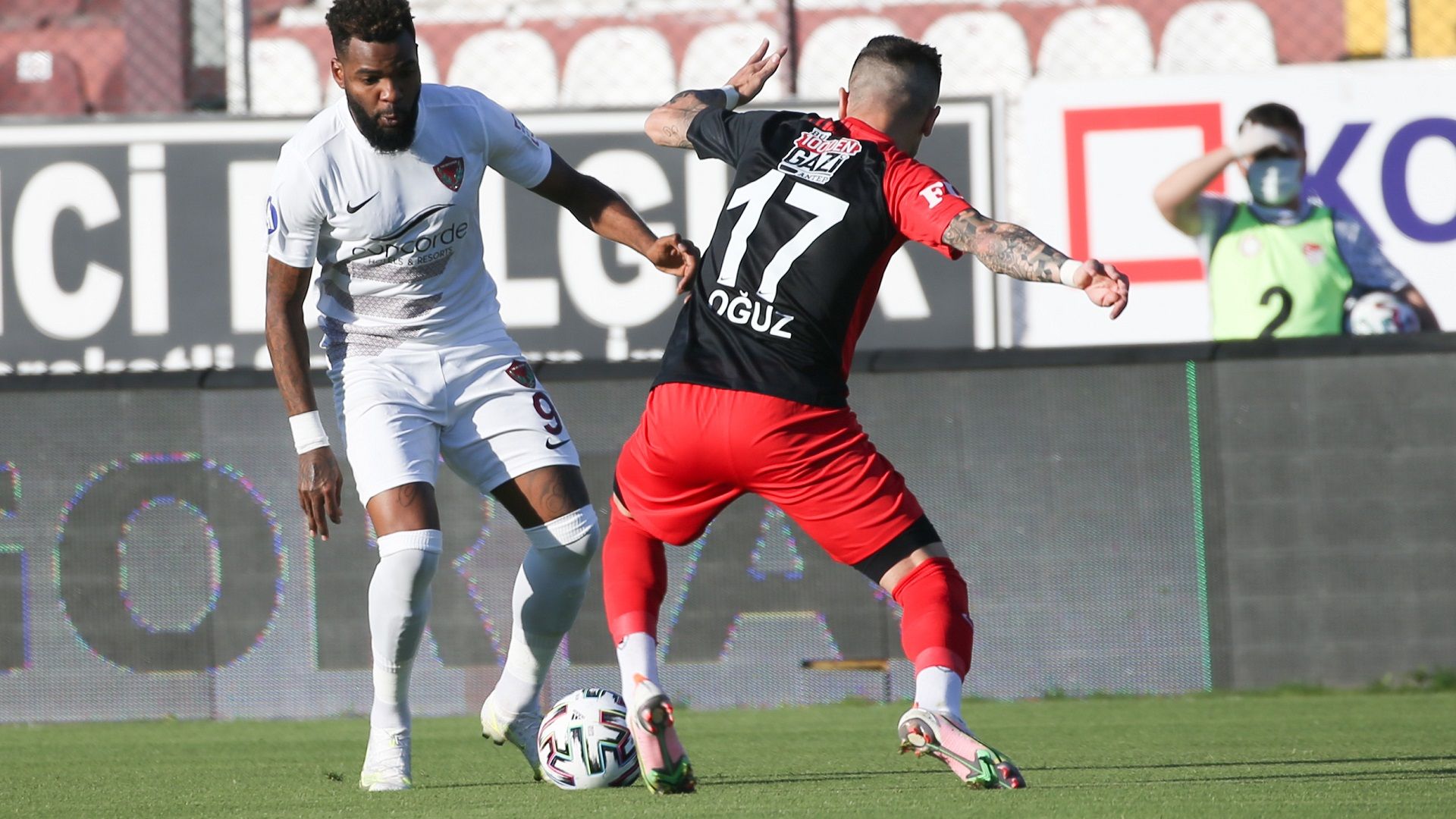 Aaron Boupendza Oğuz Yılmaz 05152021