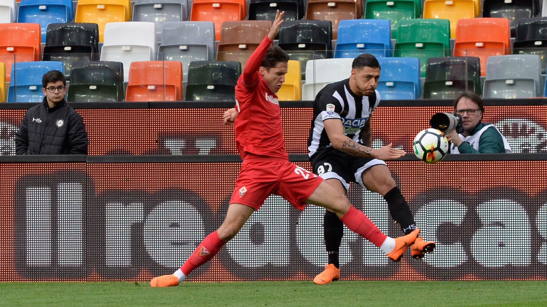 Giuseppe Pezzella Federico Chiesa Udinese Fiorentina Serie A