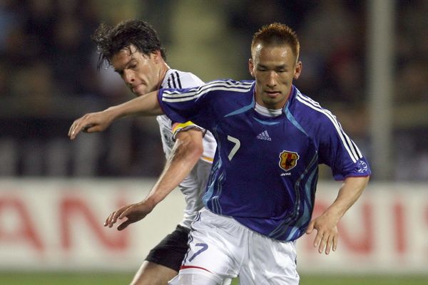 Hidetoshi Nakata - Japan,Michael Ballack - Germany