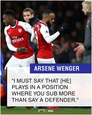 Arsene Wenger Alexandre Lacazette sub