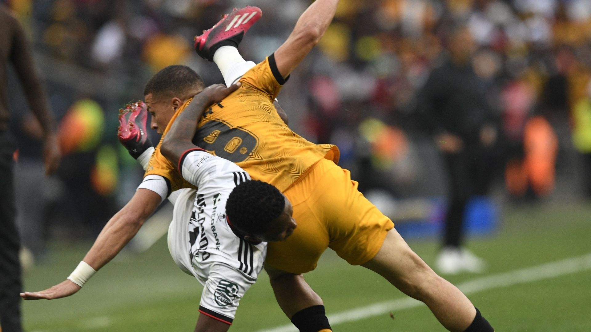 Paseka Mako, Yusuf Maart