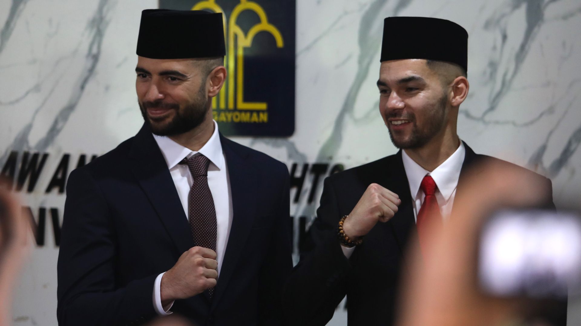 Jordi Amat - Sandy Walsh