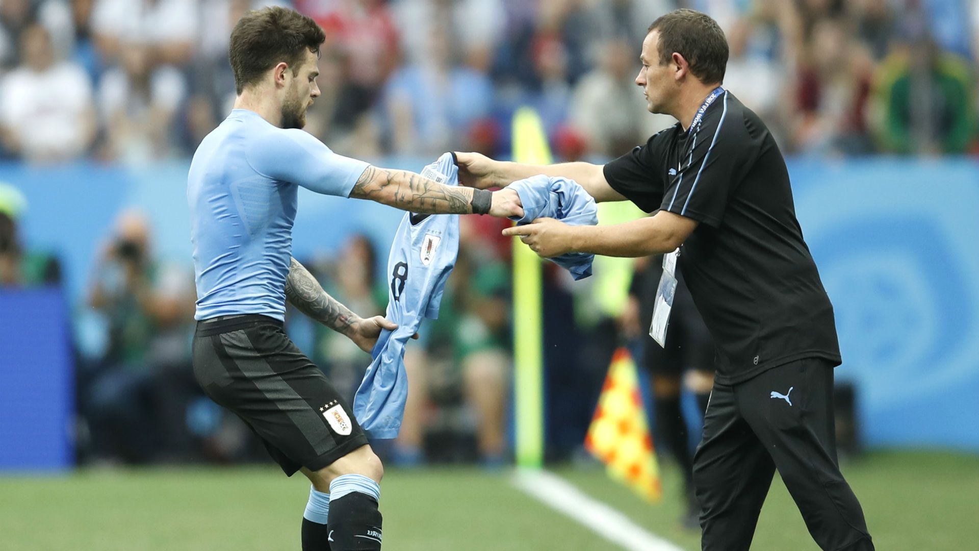 Nahitan Nandez Uruguay France World Cup 06072018